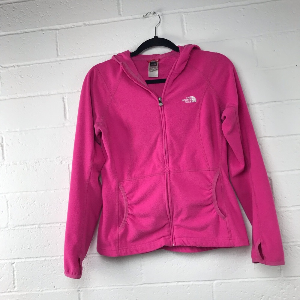 • north face sweater